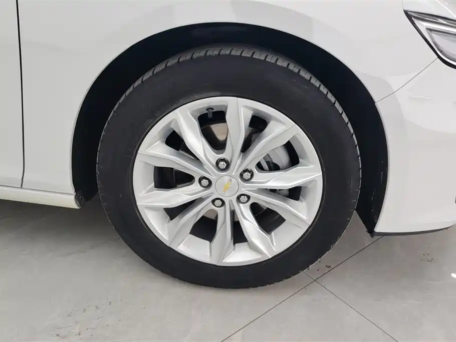 CHEVROLET MAI RUIBAO XL