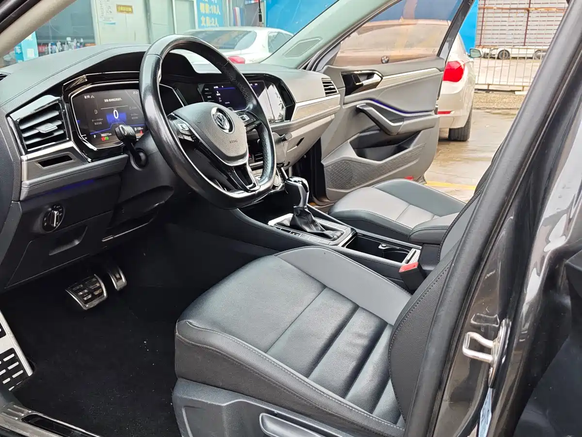 Volkswagen Sagitar 2021 280TSI DSG Comfort Smart Connect Edition фото 8