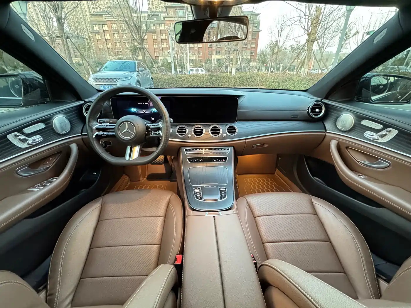 Mercedes-Benz E-Class 2023 E 300 L Sport Luxury фото 8