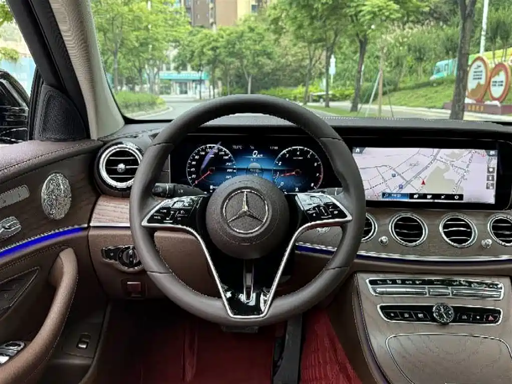 Mercedes-Benz E-Class 2022 Second Facelift E 300 L Luxury фото 14