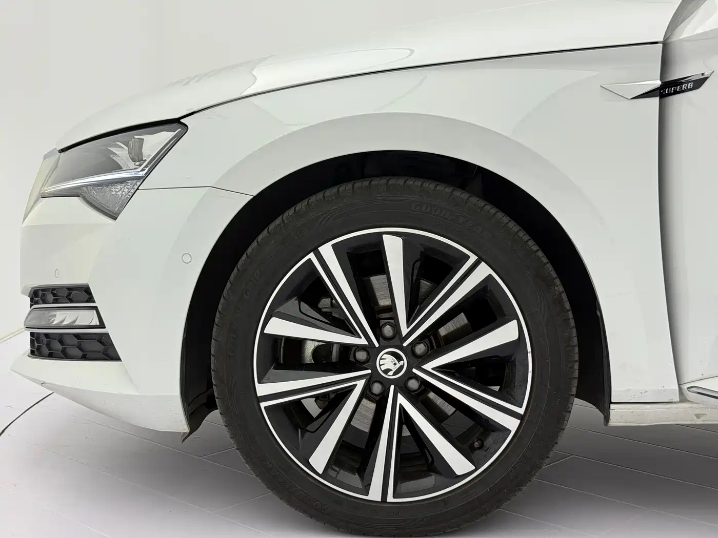 Škoda Superb 2023 2023 TSI280 DSG Premium Edition