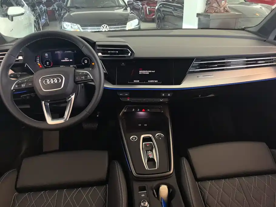 Audi A3 2026 2025 Facelift A3L Limousine 35TFSI Flying Spur Premium + Luxury Selection Package