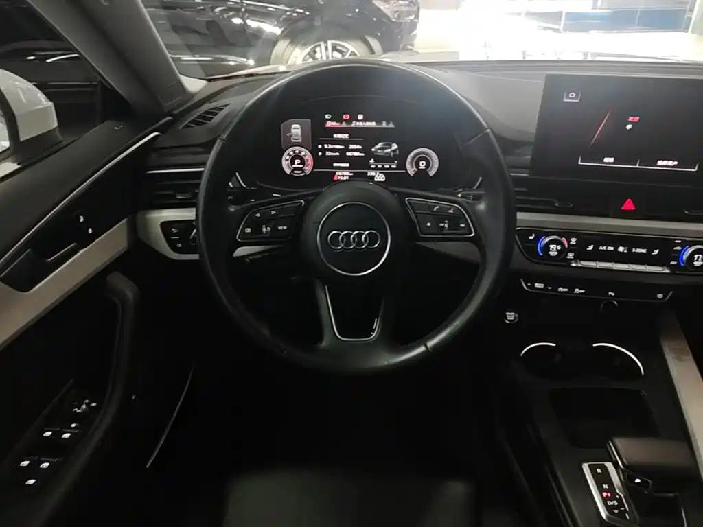 AUDI A5 (IMPORT)