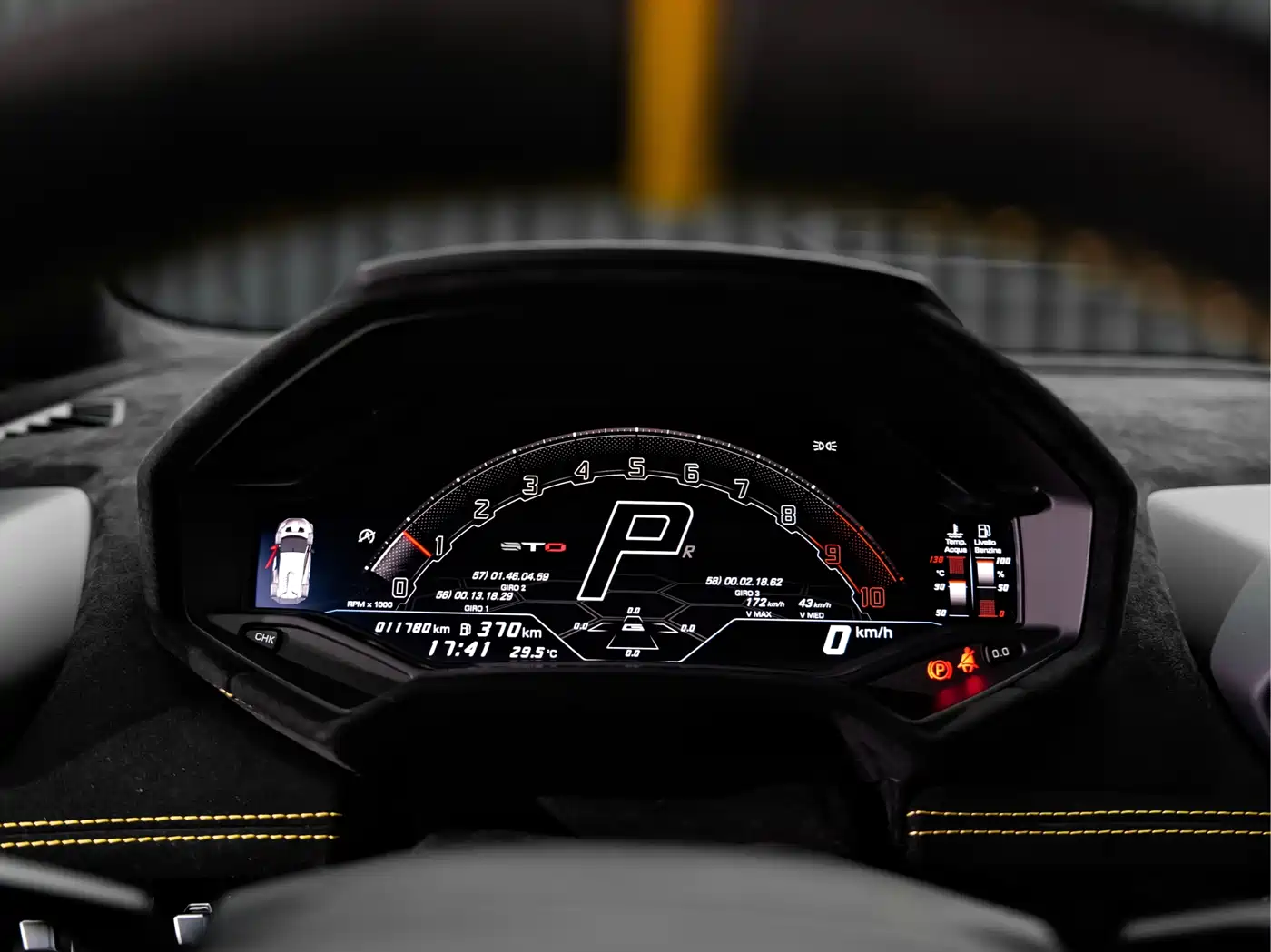 LAMBORGHINI HURACÁN