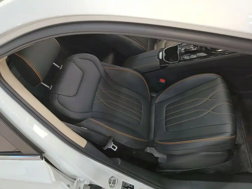 Besturn Bestune T77 2025 2023 1.5T Automatic Luxury