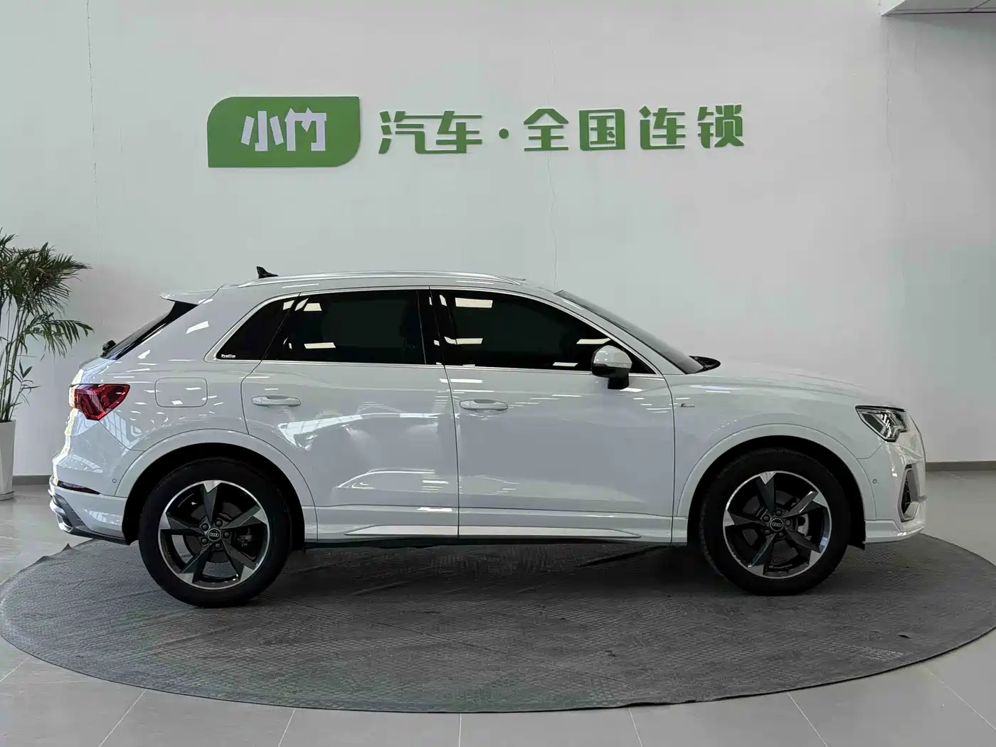 Audi Q3 2022 35 TFSI Fashion Dynamic фото 5