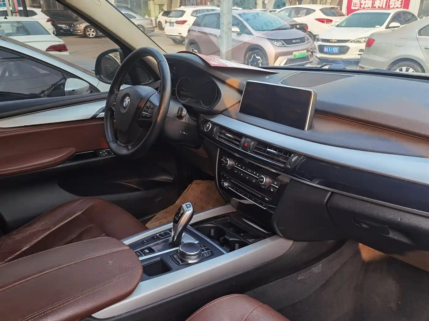 BMW X5 (Import) 2018 xDrive35i Elegant Model фото 5