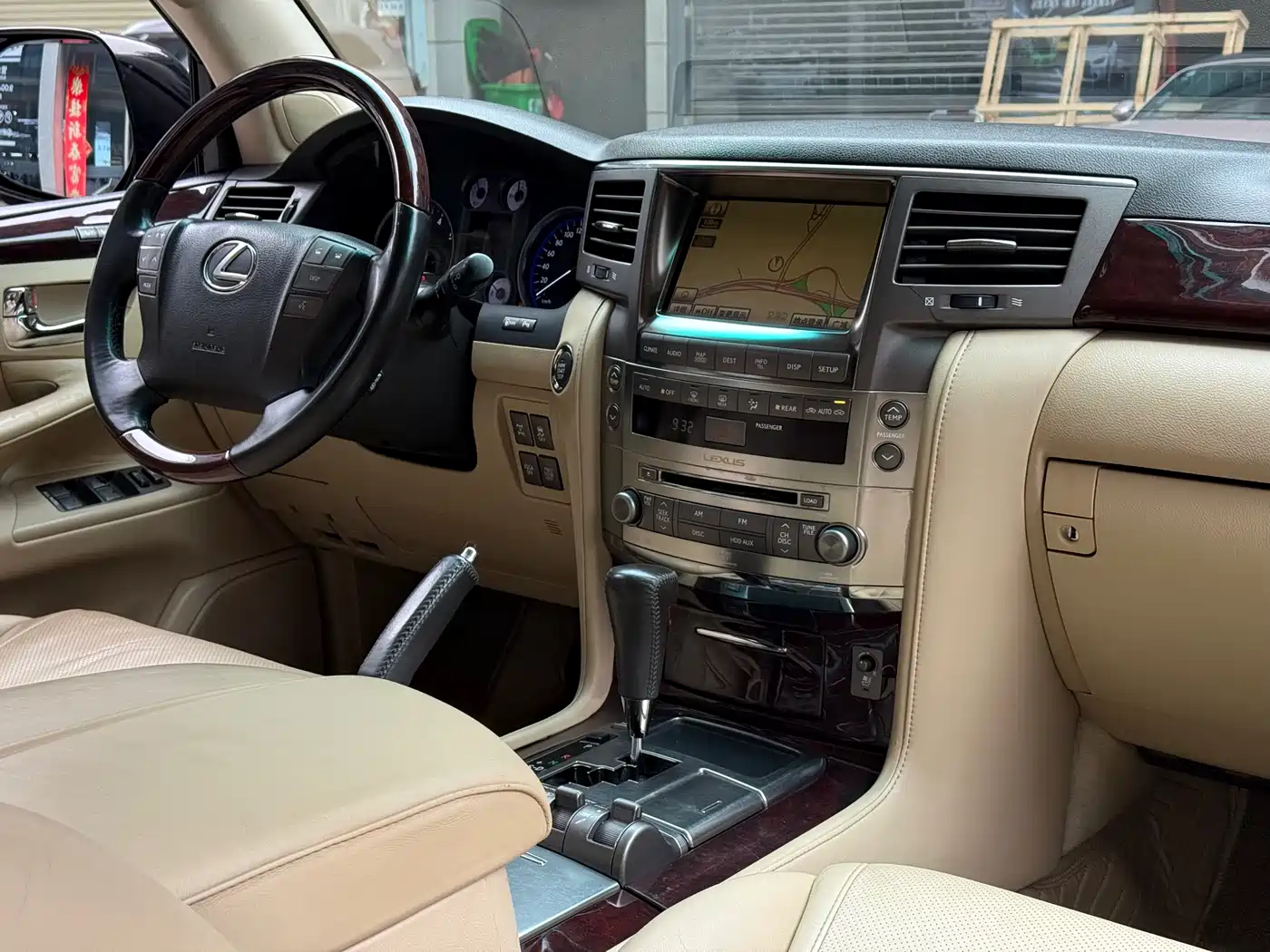 Lexus LX 2010 2009 570