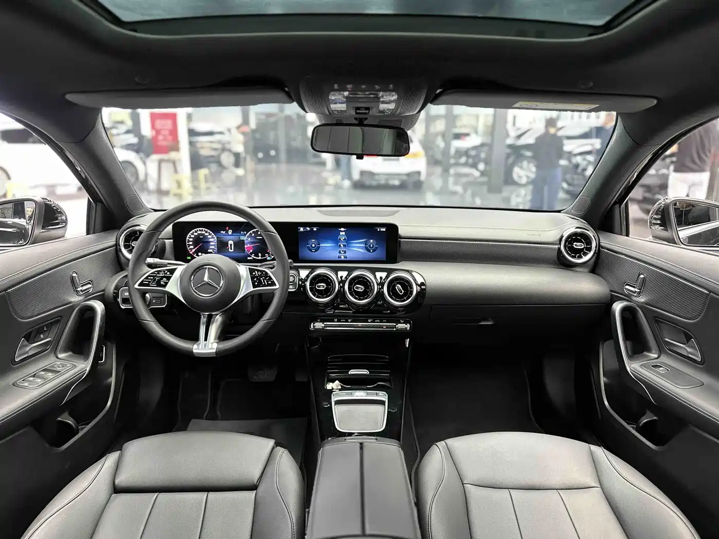 Mercedes-Benz A-Class 2023 A 180 L фото 9
