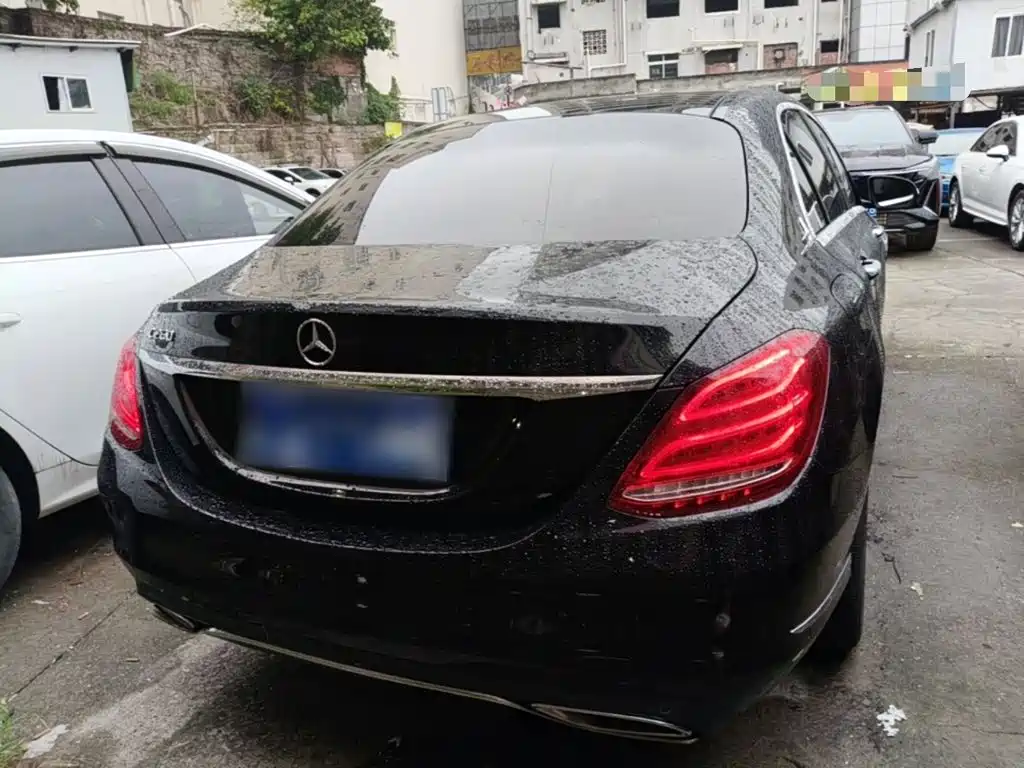 Photo 6 - Mercedes-Benz C-Class