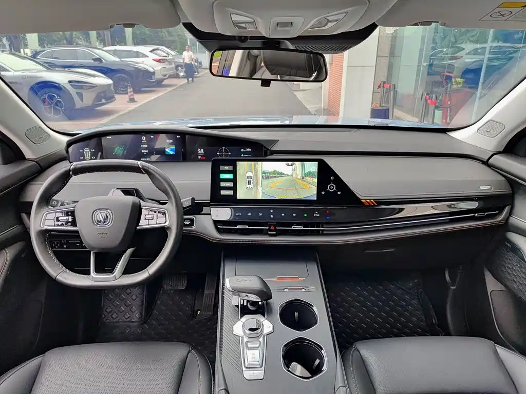 Changan UNI-K 2021 2021 2.0T AWD Premium