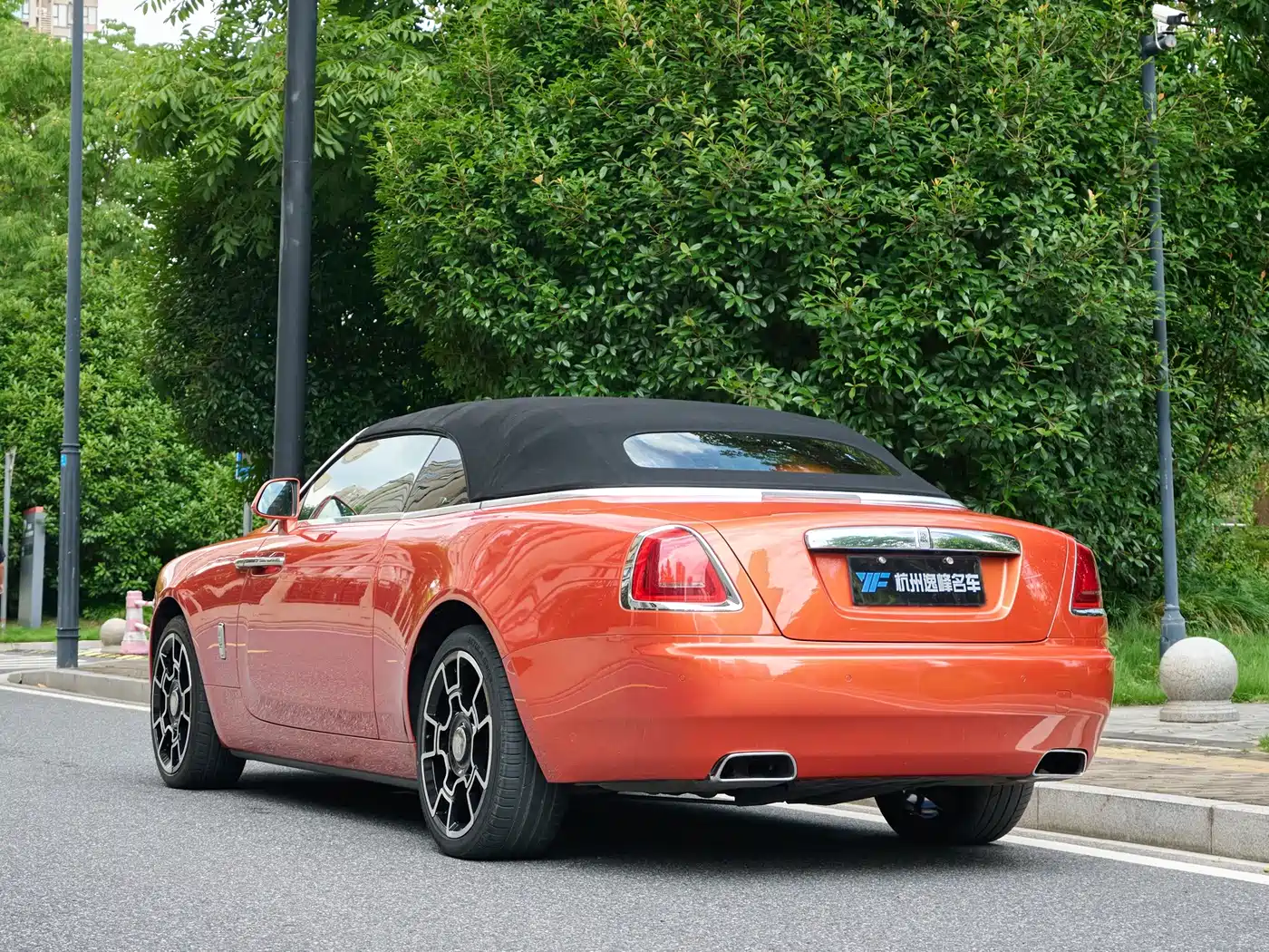 Rolls-Royce Dawn 2017 2015 6.6T Standard