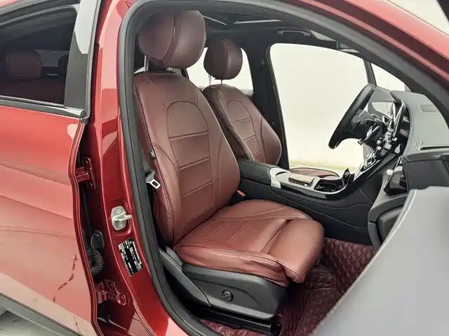 MERCEDES-BENZ GLC COUPE