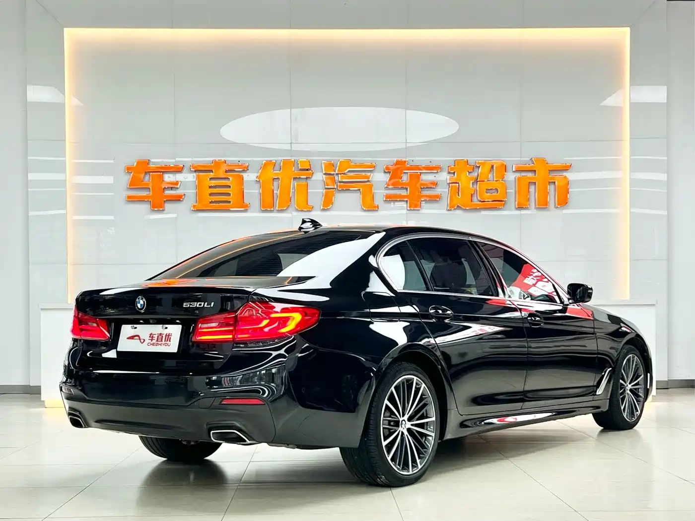 BMW 5 Series 2020 530Li Exclusive M Sport Package фото 5