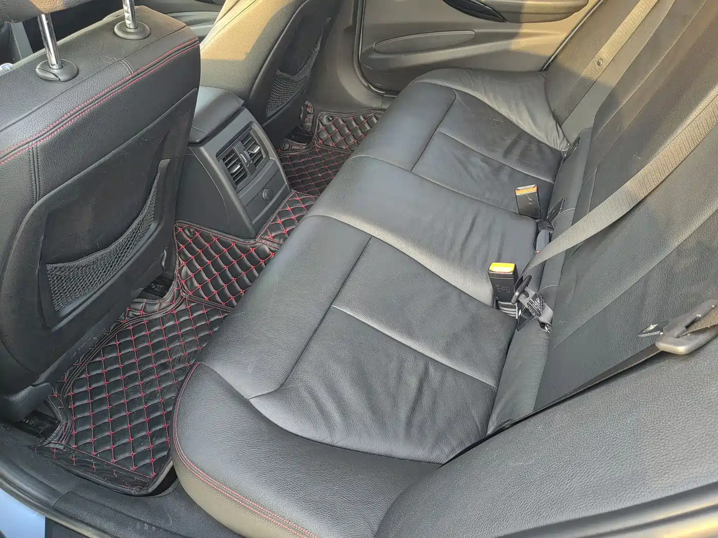 BMW 3 Series (Import) 2013 328i Sport Design Package фото 8