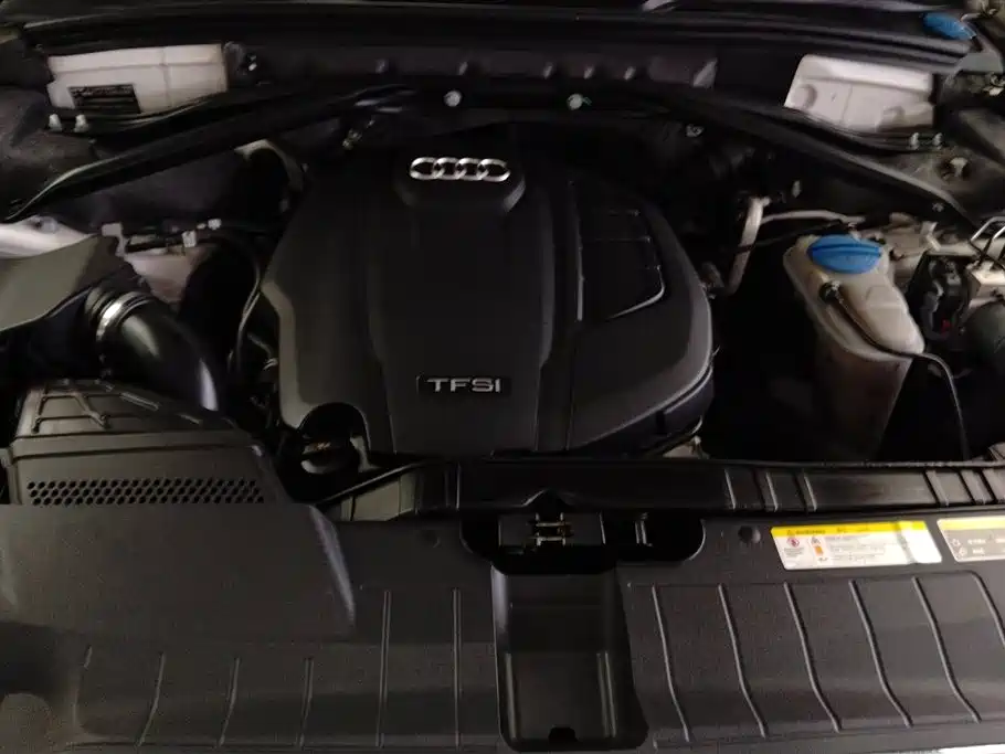 Audi Q5 2016 40 TFSI Technology Model фото 10