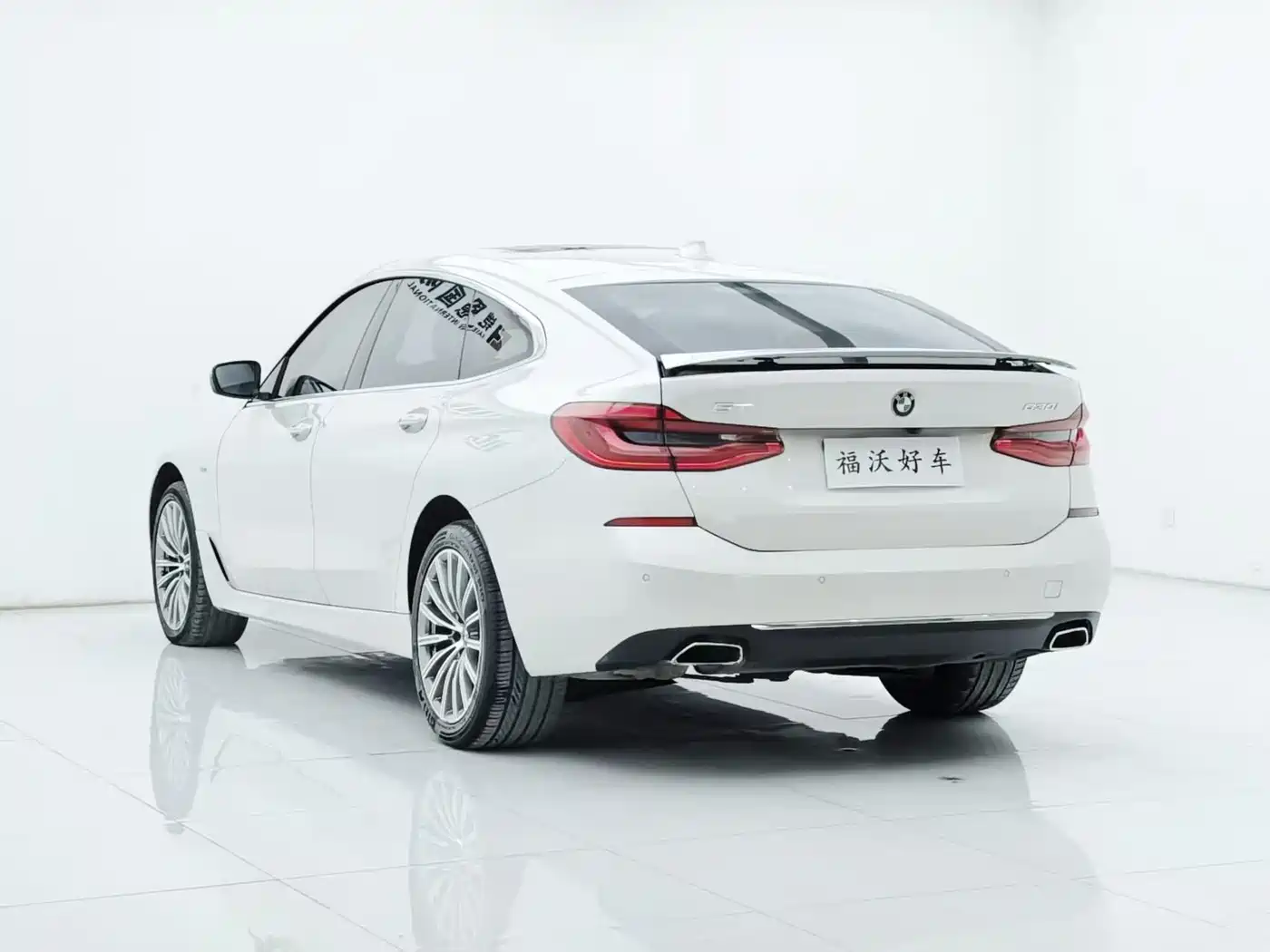BMW 6 Series GT 2018 630i M Sport Package фото 32