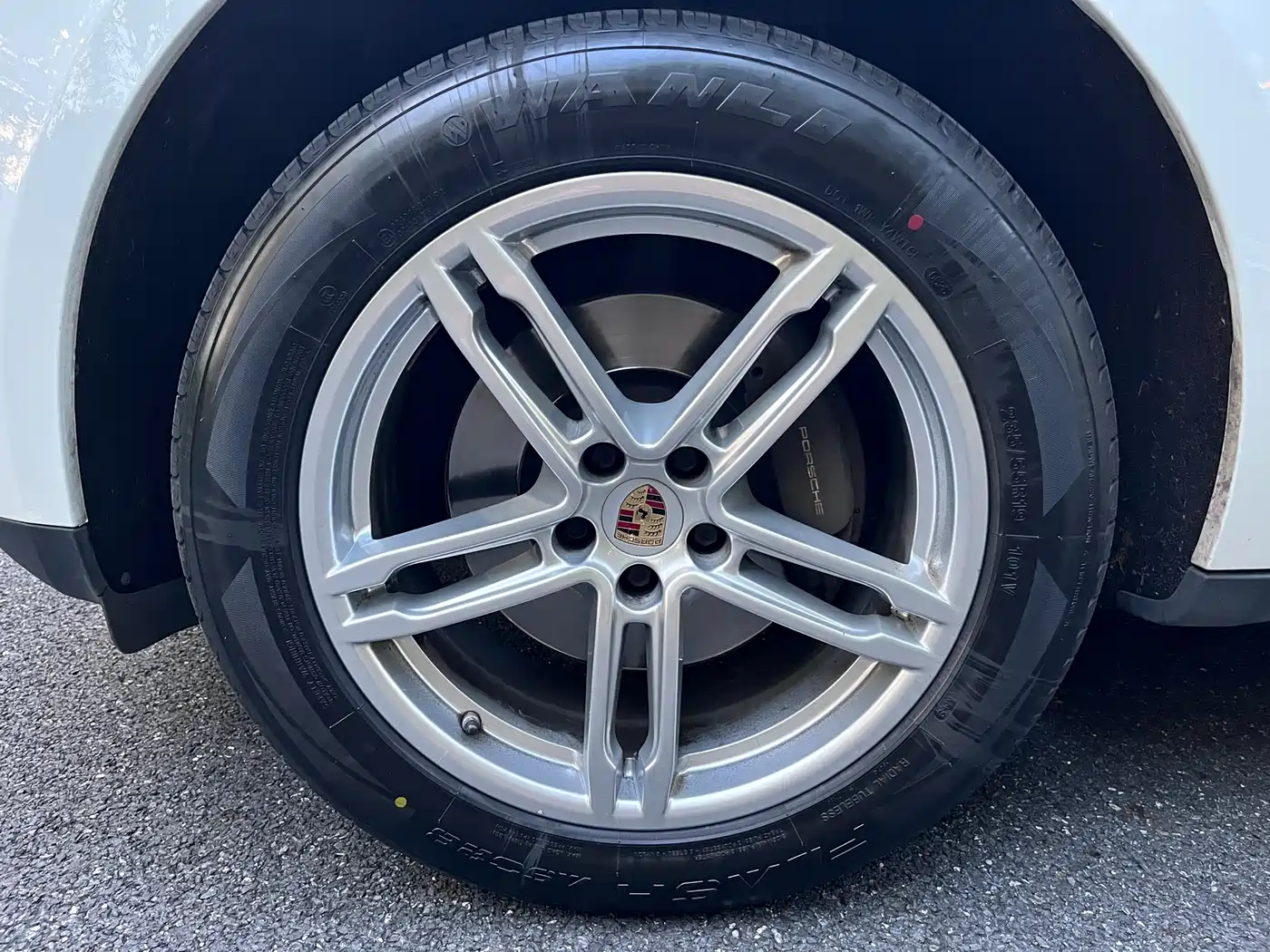 Porsche Macan 2016 Macan 2.0T фото 19