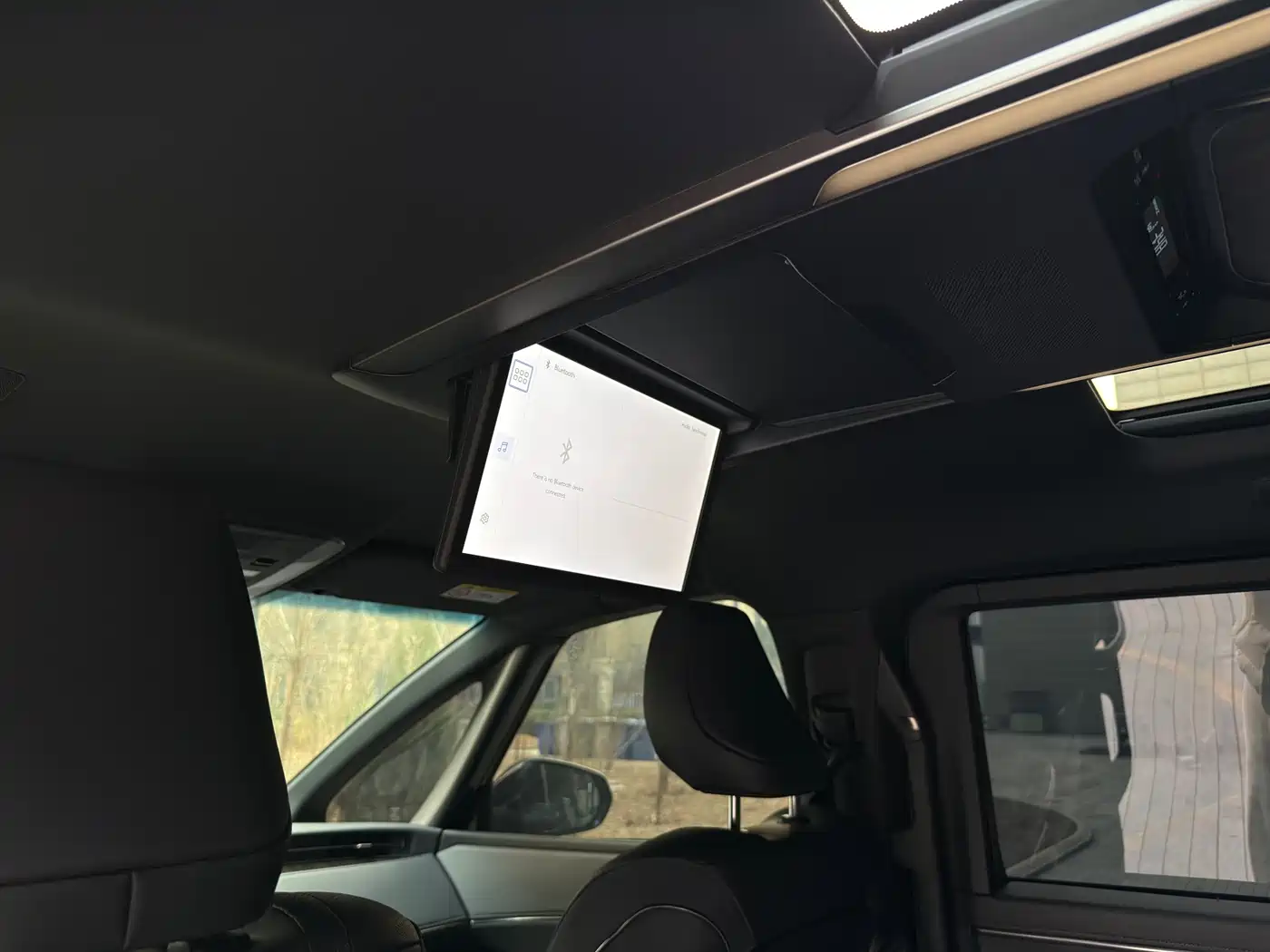 Lexus LM 2023 350h 7-Seater Elegance Edition фото 15