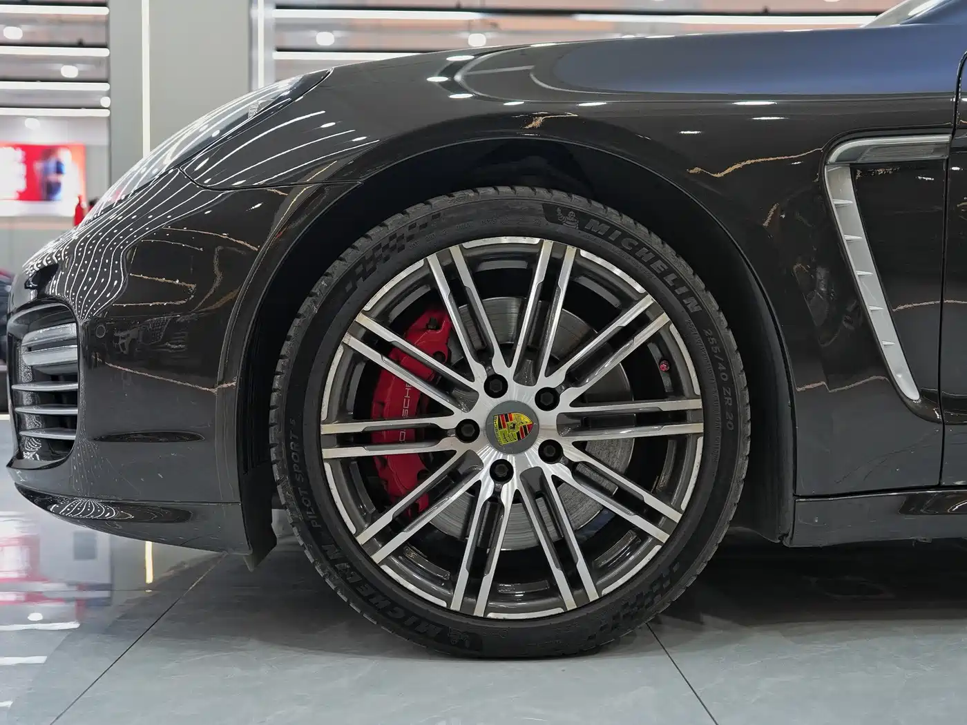 Porsche Panamera 2014 Panamera Turbo Executive 4.8T фото 11