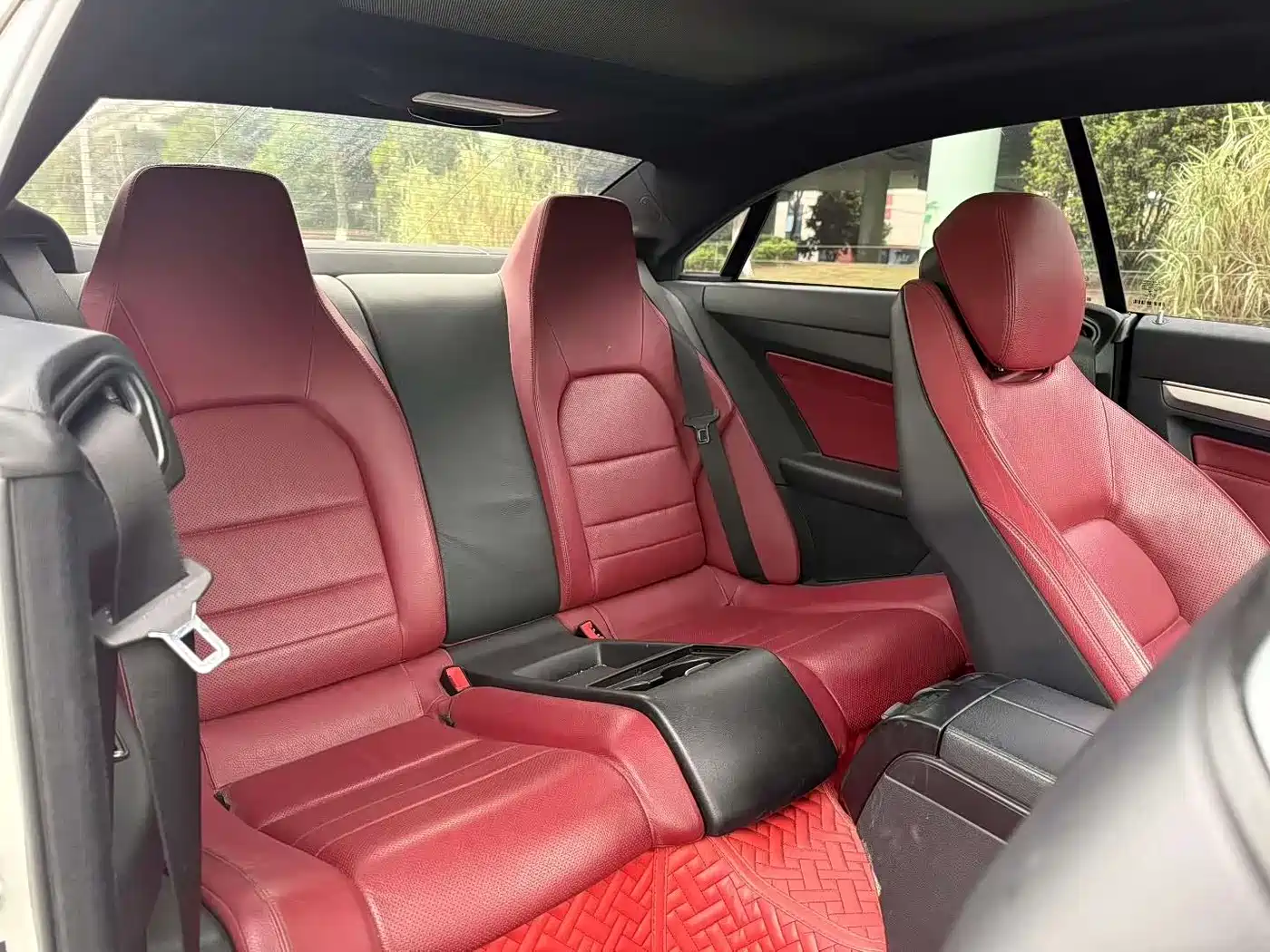 Mercedes-Benz E-Class (Import) 2014 E 200 Coupe фото 7