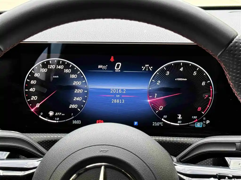Mercedes-Benz A-Class 2023 A 200 L Fashion фото 35