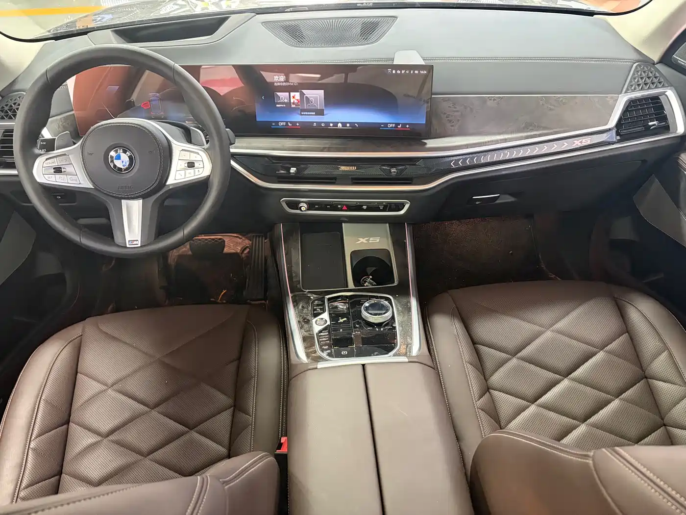BMW X5 2023 xDrive 30Li Premium M Sport Black Night Package фото 5