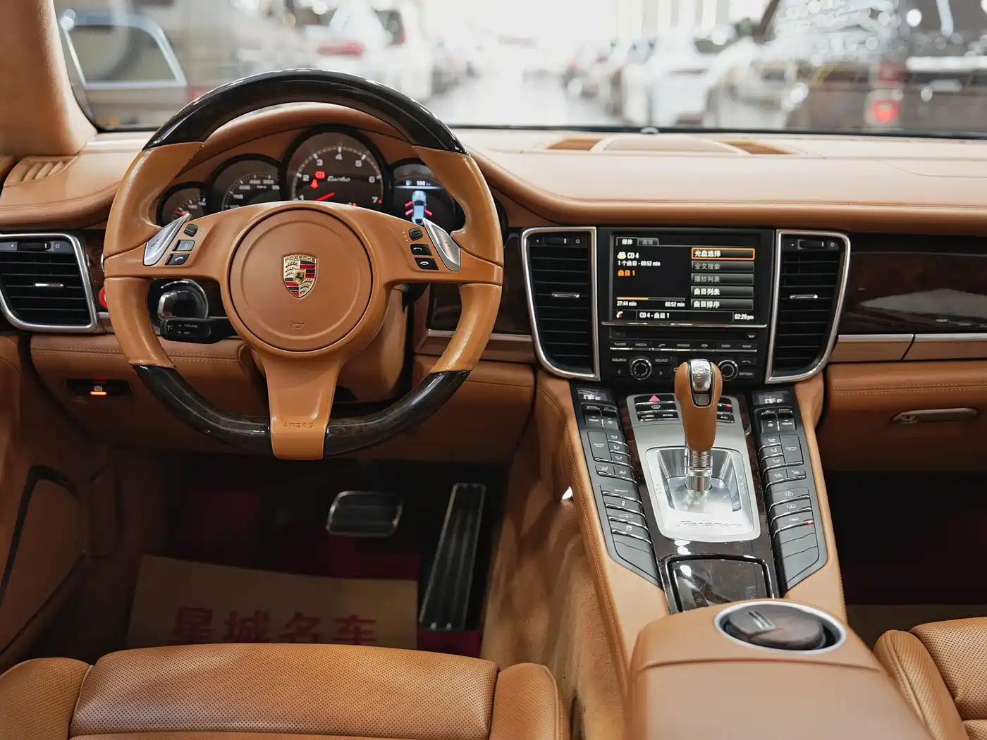 Porsche Panamera 2014 Panamera Turbo Executive 4.8T фото 22