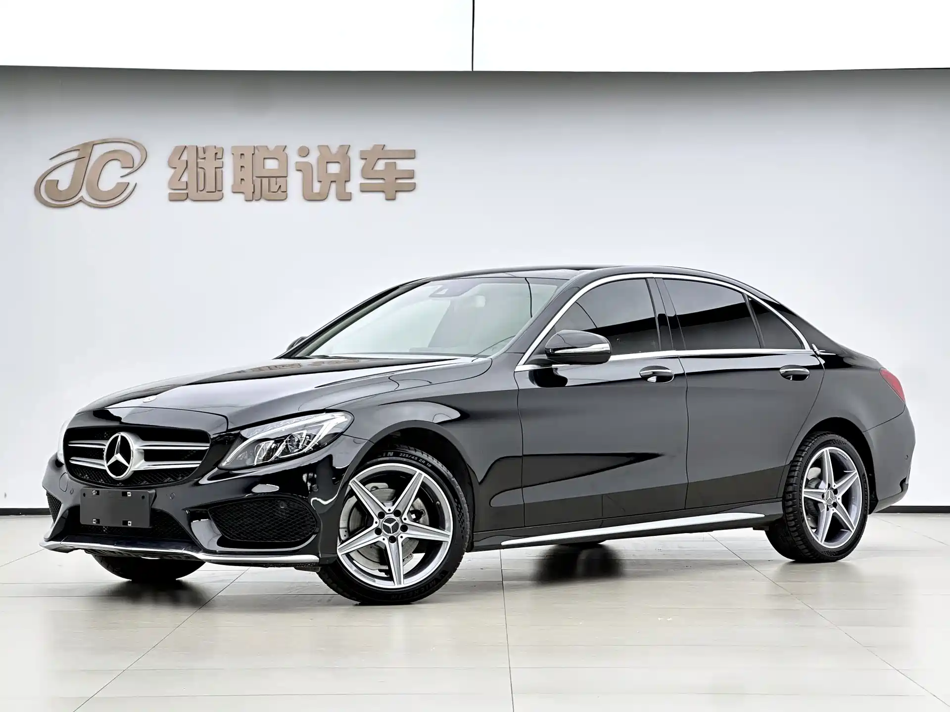 Фото 1 - Mercedes-Benz C-Class