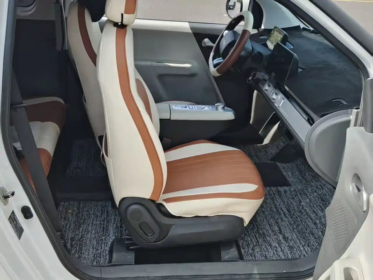 CHANGAN CHANGAN LUMIN