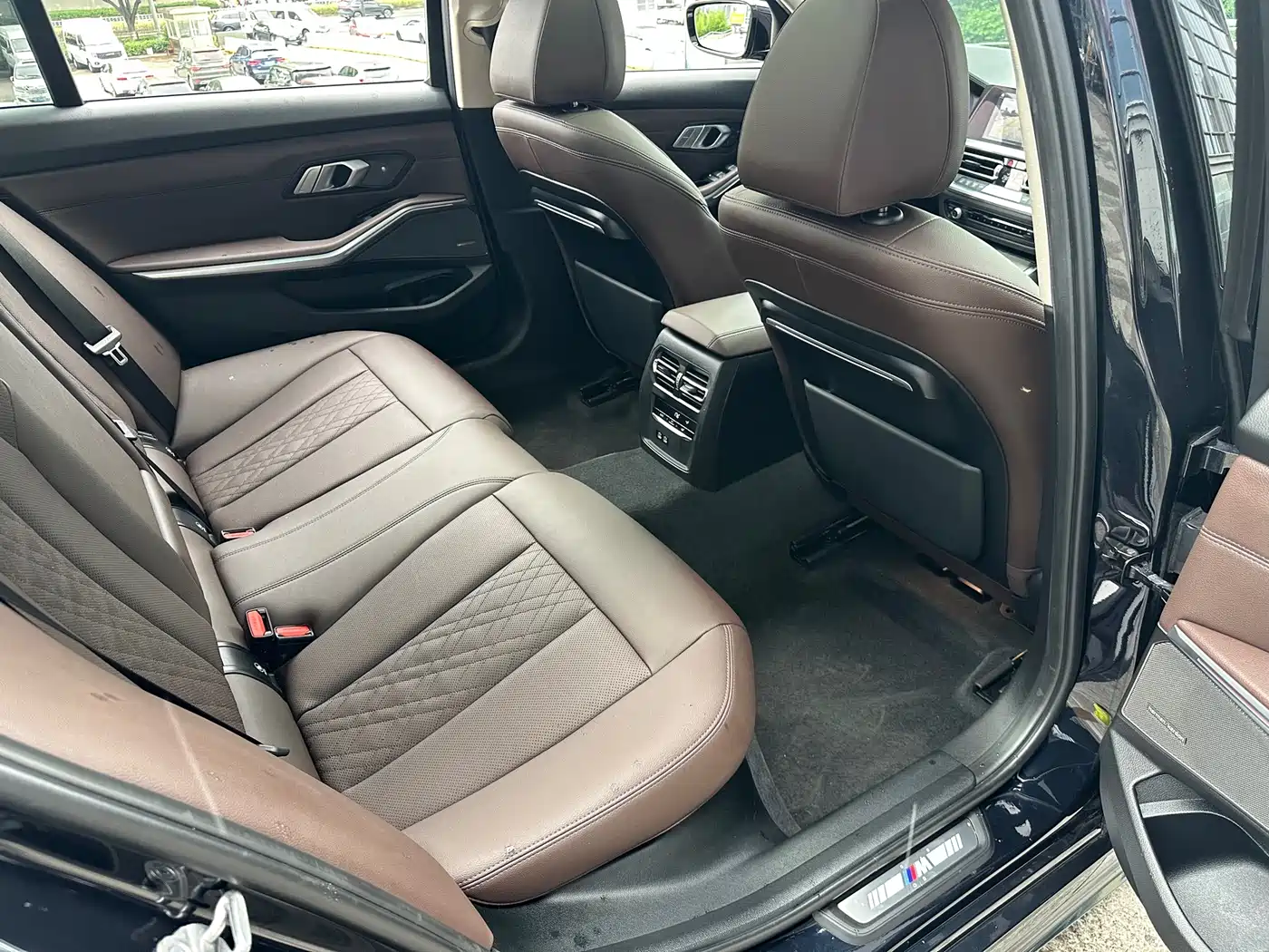 BMW 3 Series 2022 325Li M Sport Shadow Edition фото 18