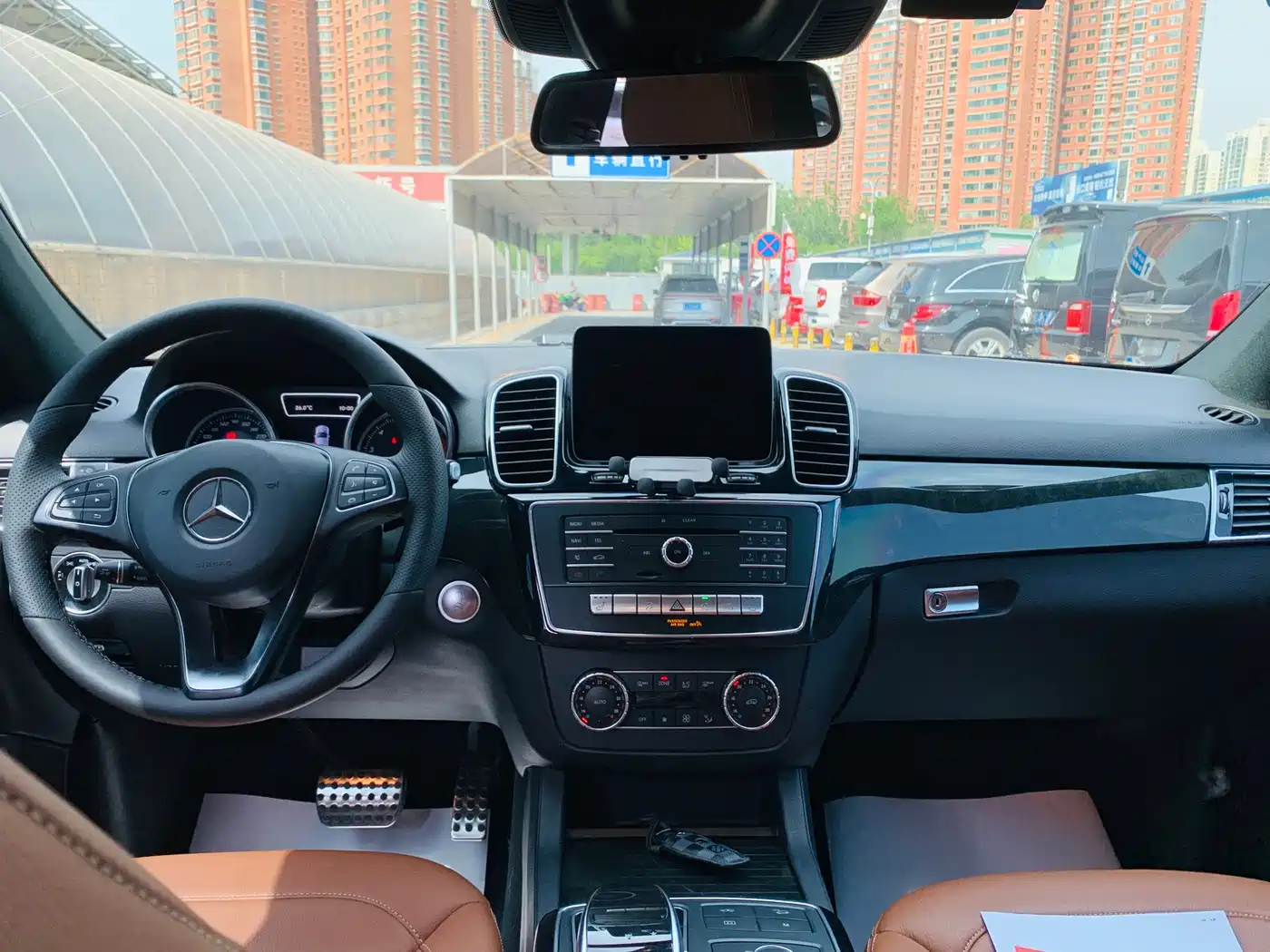 Mercedes-Benz GLE 2018 GLE 400 4MATIC Ultimate Edition фото 6