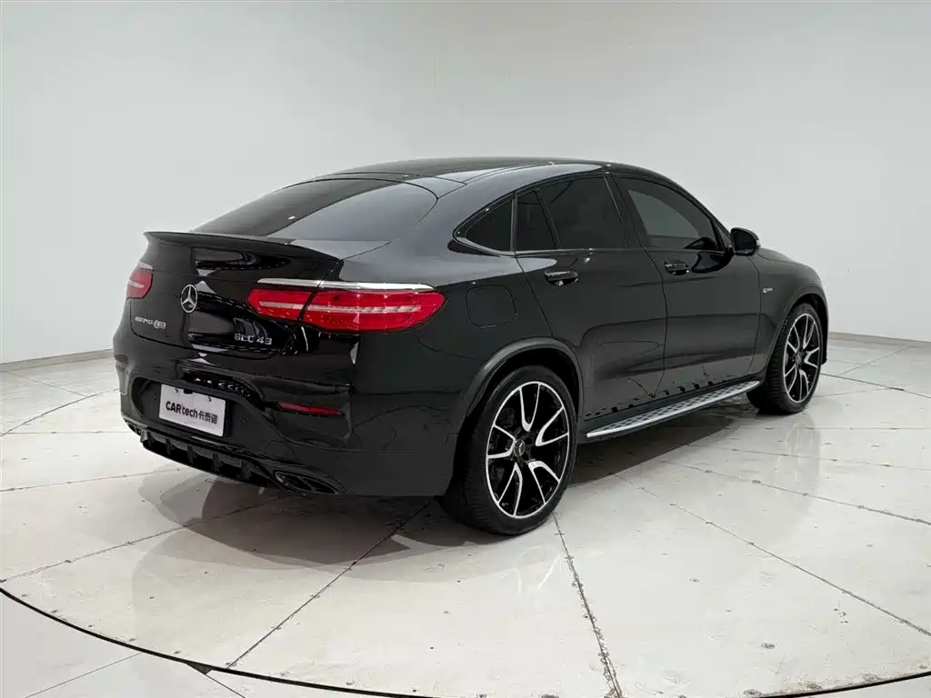 Mercedes-Benz GLC Coupe AMG 2017 AMG GLC 43 4MATIC Coupe SUV фото 8
