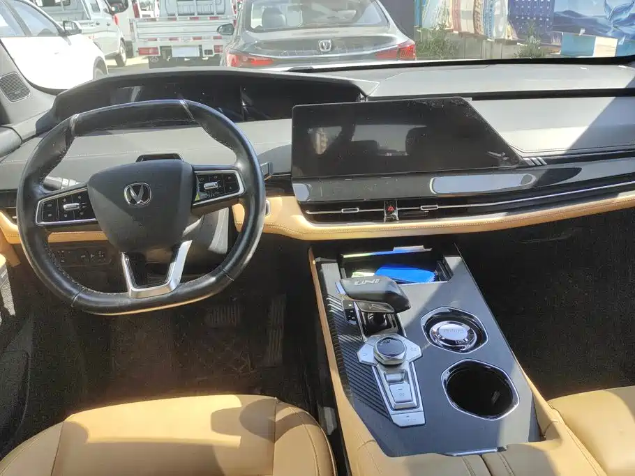 Changan UNI-K 2023 2021 2.0T AWD Premium