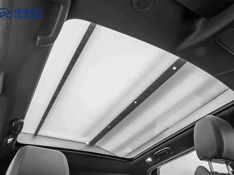 LAND ROVER DISCOVER SPORTS