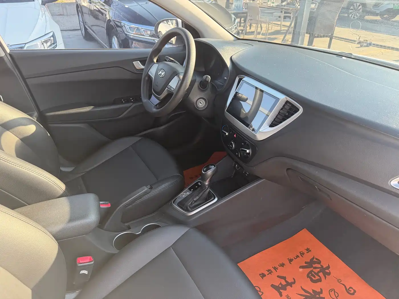 Hyundai Verna 2016 1.4L Automatic Cool Edition GLS фото 8