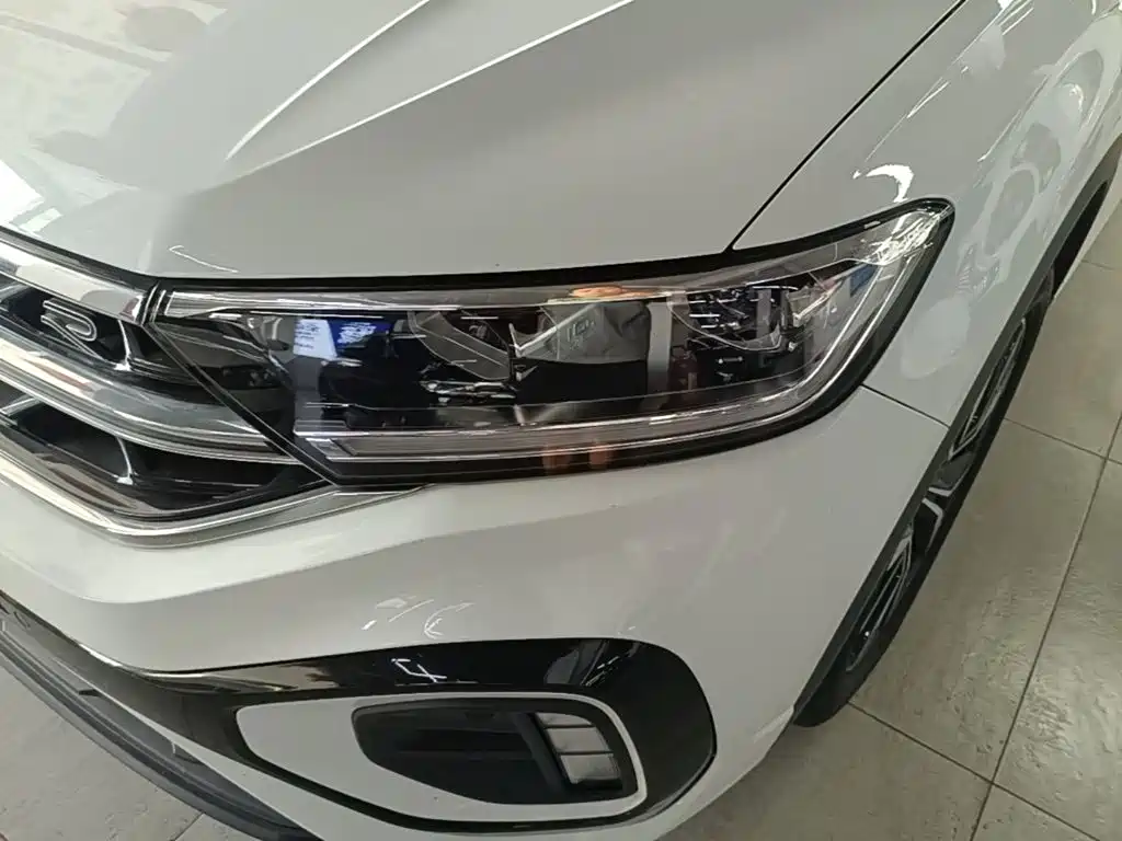Volkswagen T-ROC 2025 2025 300TSI DSG 2WD Dawn Edition