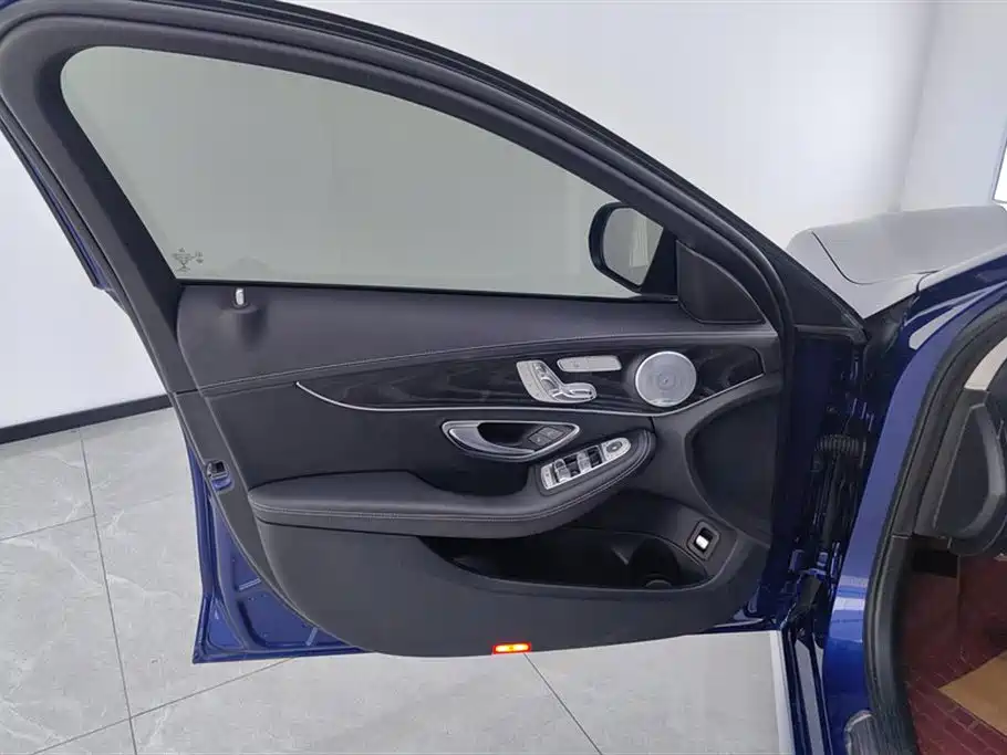 Mercedes-Benz C-Class 2021 C 260 L Sport Starry Exclusive Edition фото 7