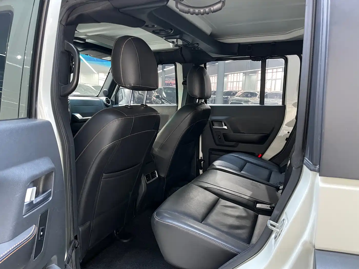 BAIC ORV Beijing Offroad BJ40 2017 40L 2.3T Automatic 4WD China Rally Champion Edition фото 8