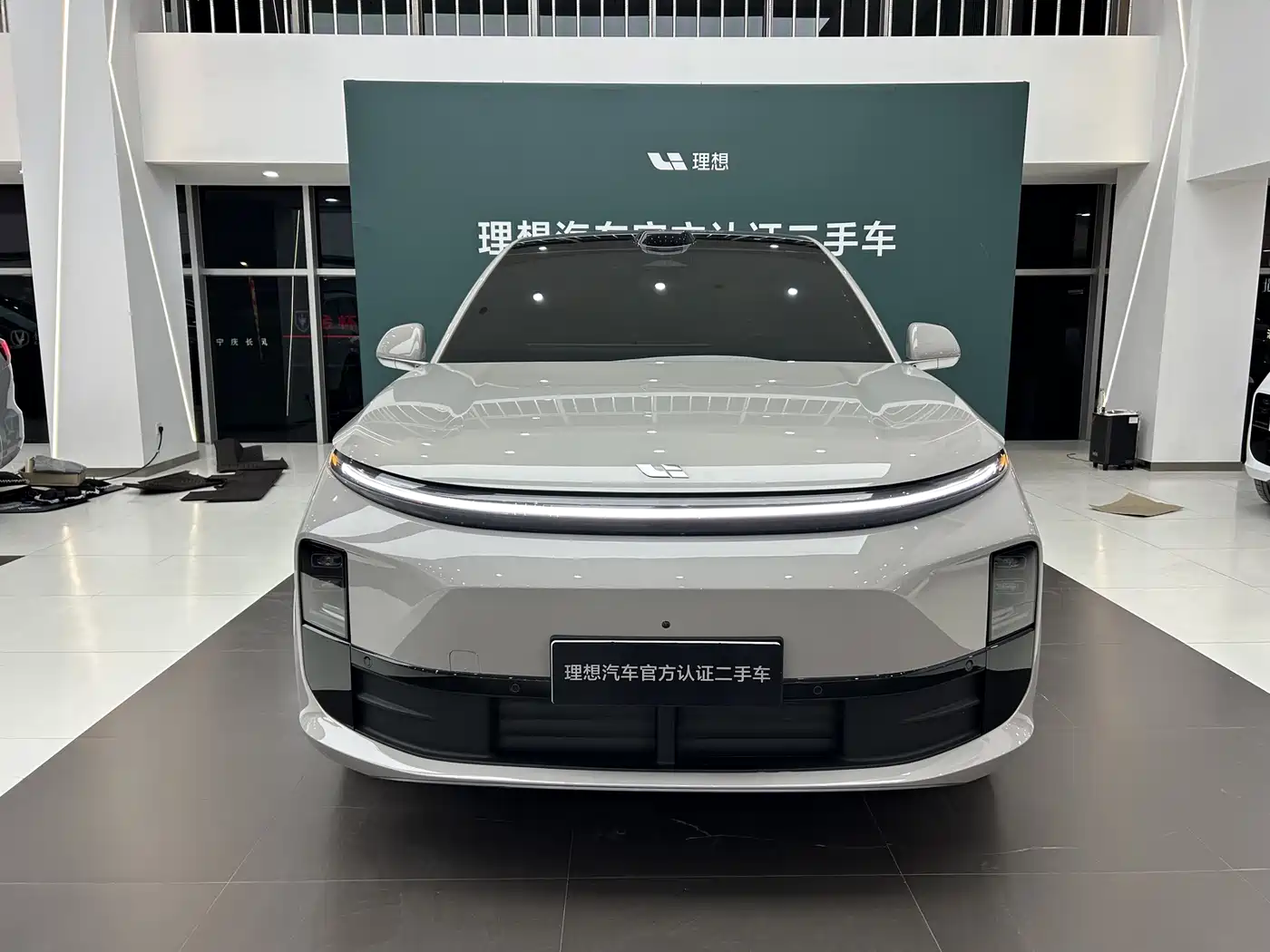 Li Auto IDEAL L6