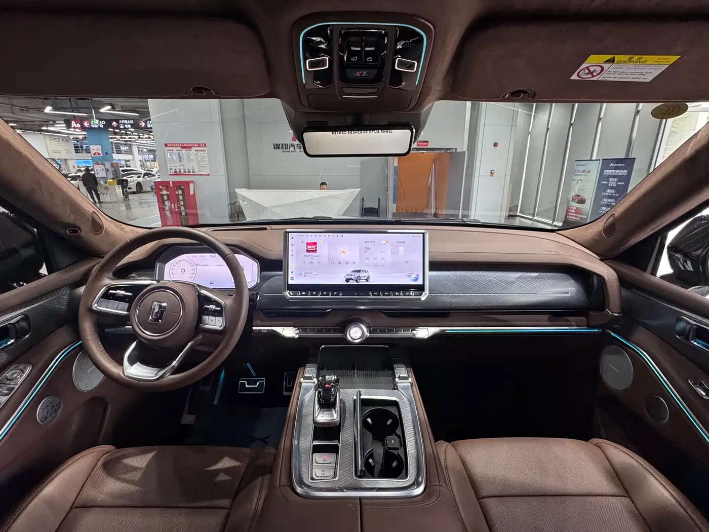 TANK TANK 700 NEW ENERGY