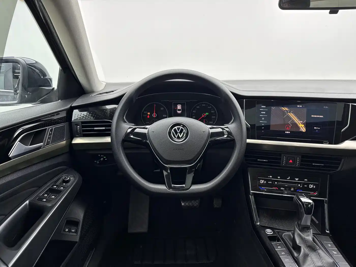 VOLKSWAGEN PASSAT NEW ENERGY