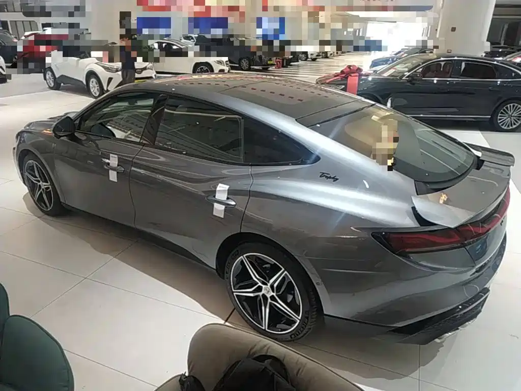 MG MG7 2025 2025 2.0T Trophy+ Super Smart Driving Edition