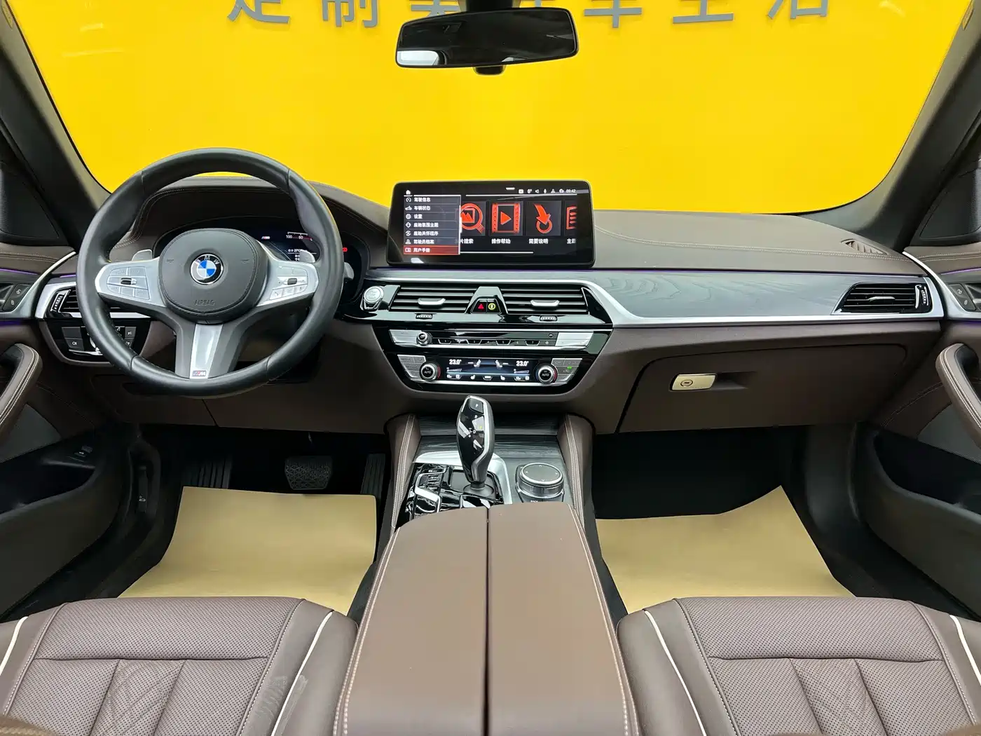 BMW 5 Series 2023 Facelift 530Li Leading M Sport Package фото 10