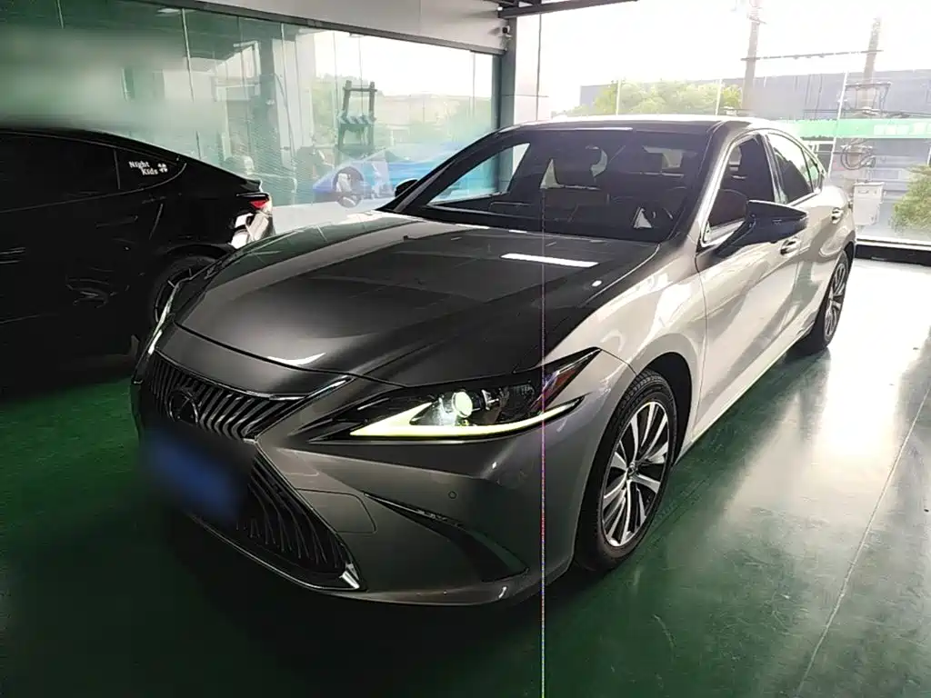 Lexus ES 2020 — пригон из Китая
