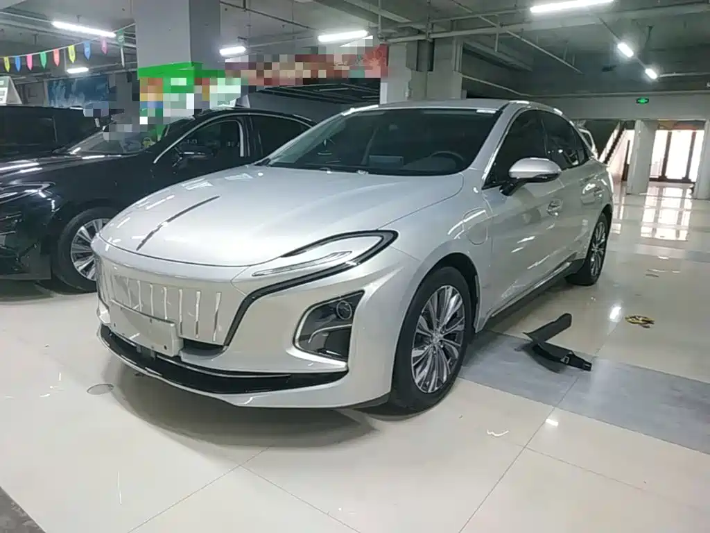 Hongqi E-QM5 2022 431km Charging Enjoyment Edition