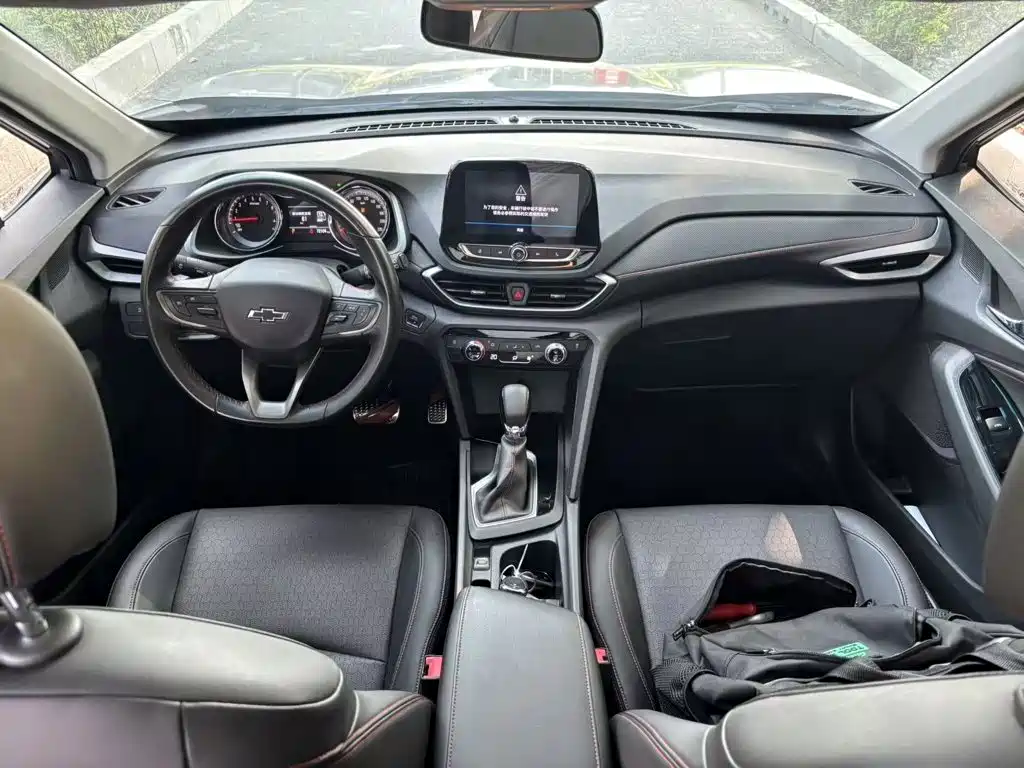 Chevrolet Volando 2019 2018 Redline 530T Auto Premium Edition (5+2 seater) China V