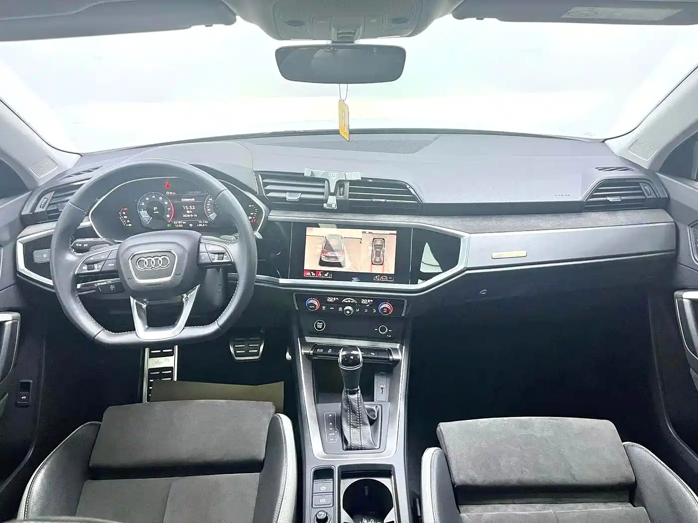 Фото 7 - Audi Q3