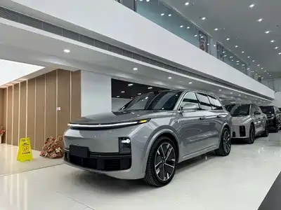 Li Auto L8