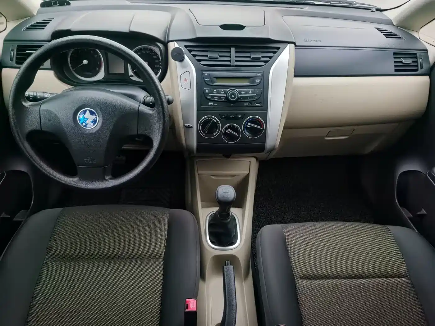 Venucia R50 2014 2013 1.6L Manual Fashion
